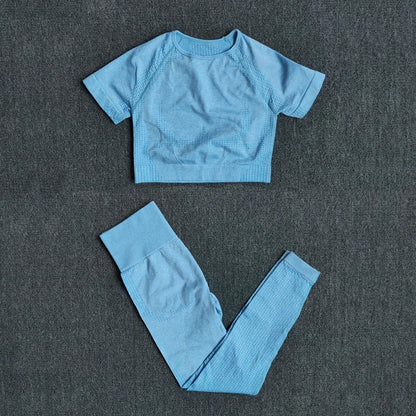 The Elevate 5-in-1 Seamless Sportswear System