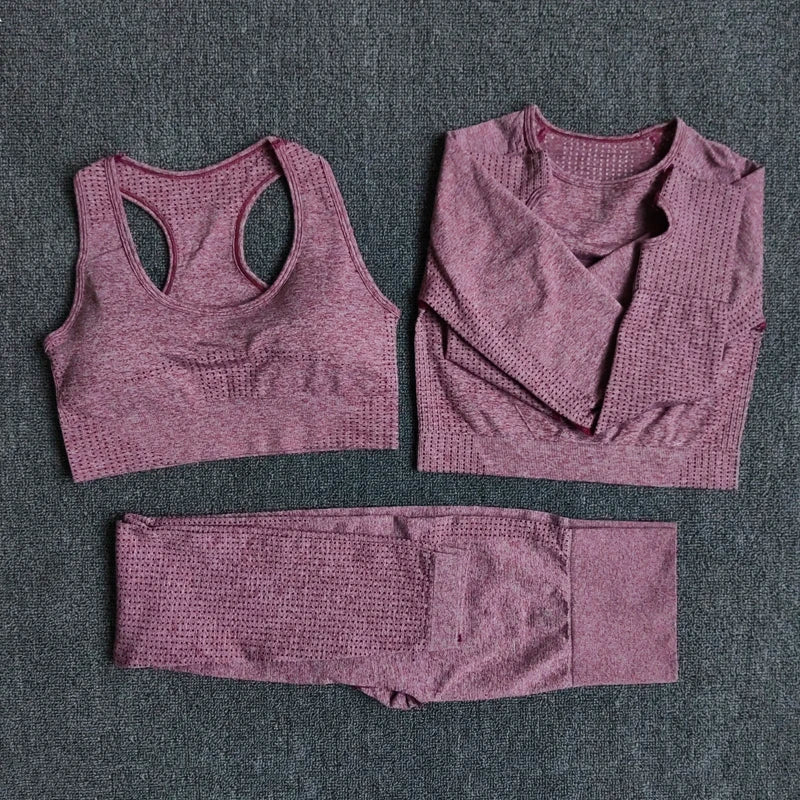 The Elevate 5-in-1 Seamless Sportswear System