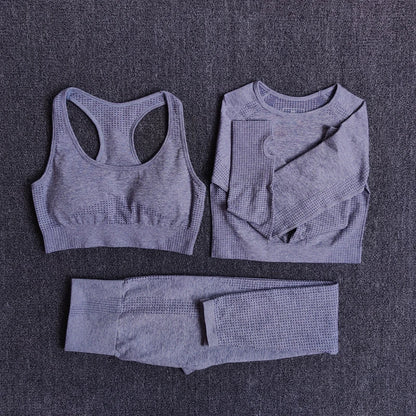 The Elevate 5-in-1 Seamless Sportswear System
