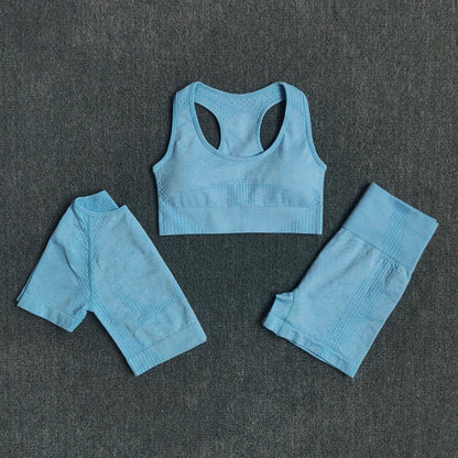 The Elevate 5-in-1 Seamless Sportswear System