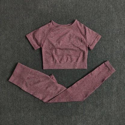 The Elevate 5-in-1 Seamless Sportswear System