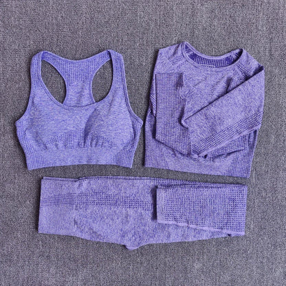 The Elevate 5-in-1 Seamless Sportswear System